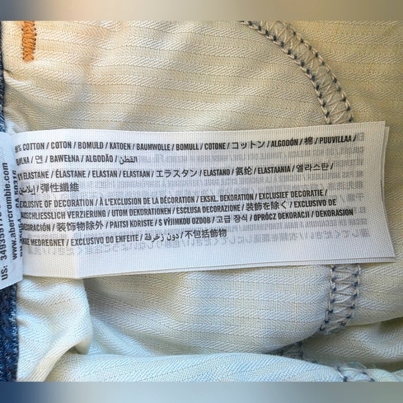 Hollister Junior Girls Distressed Blue Jean Shorts Size 15 - Picture 5 of 6